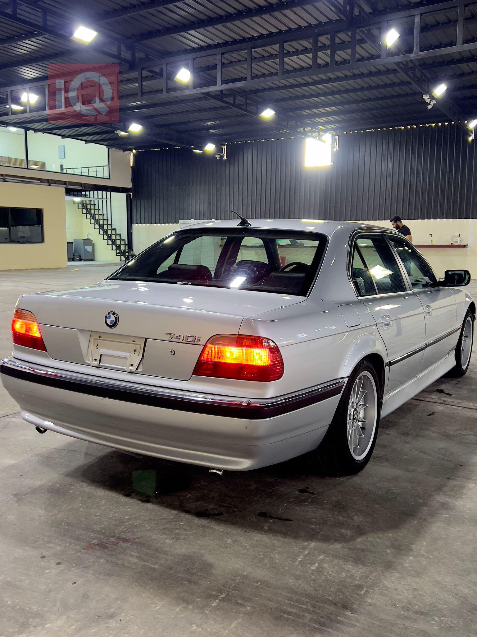 BMW 7-Series